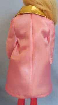 Image 4 of Barbie - "Pink Premiere" Reproduction