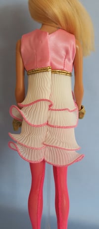 Image 7 of Barbie - "Pink Premiere" Reproduction