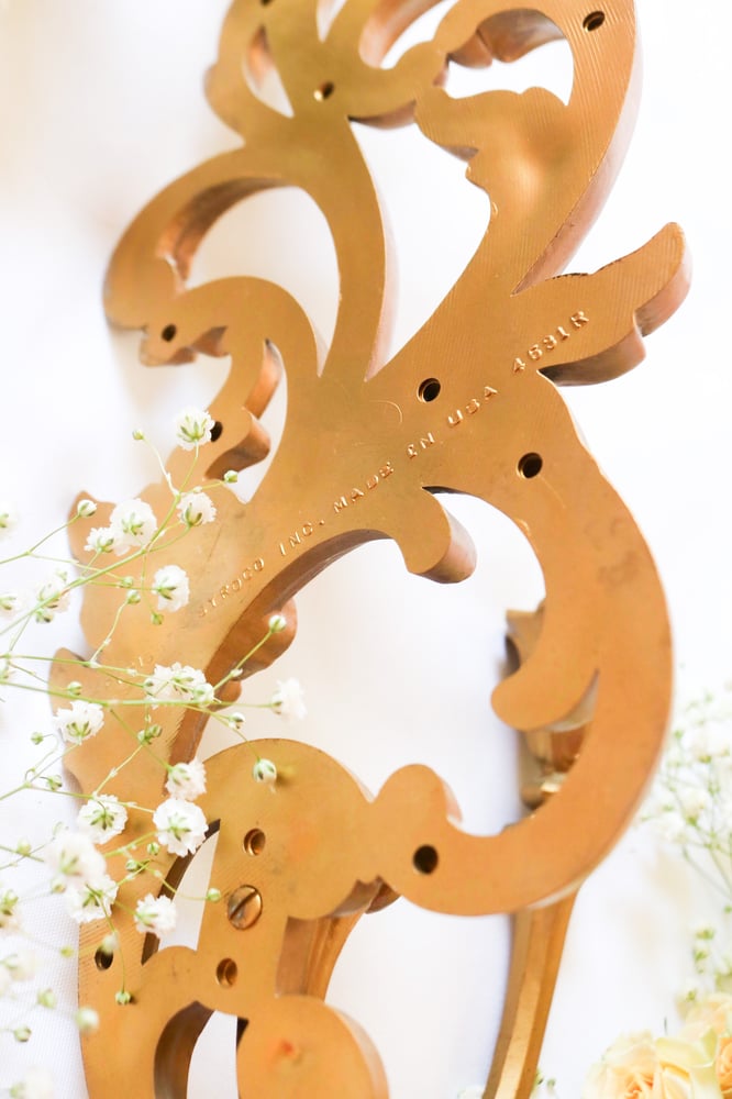Image of Vintage Syroco Gold Floral Swirling Candle Stick Holder 
