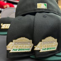 Image 3 of New Era 59Fifty Black/Dark Green/ Metallic Gold