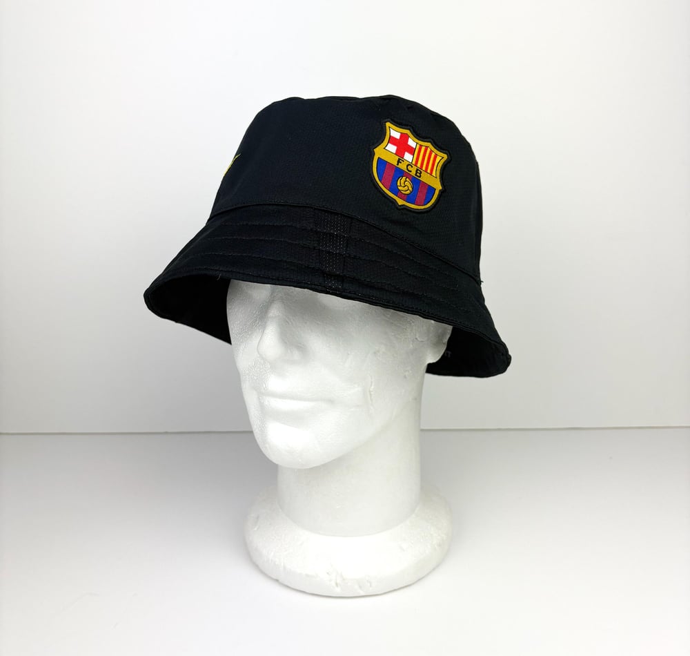 Barcelona Bucket Hat | 2013 Third