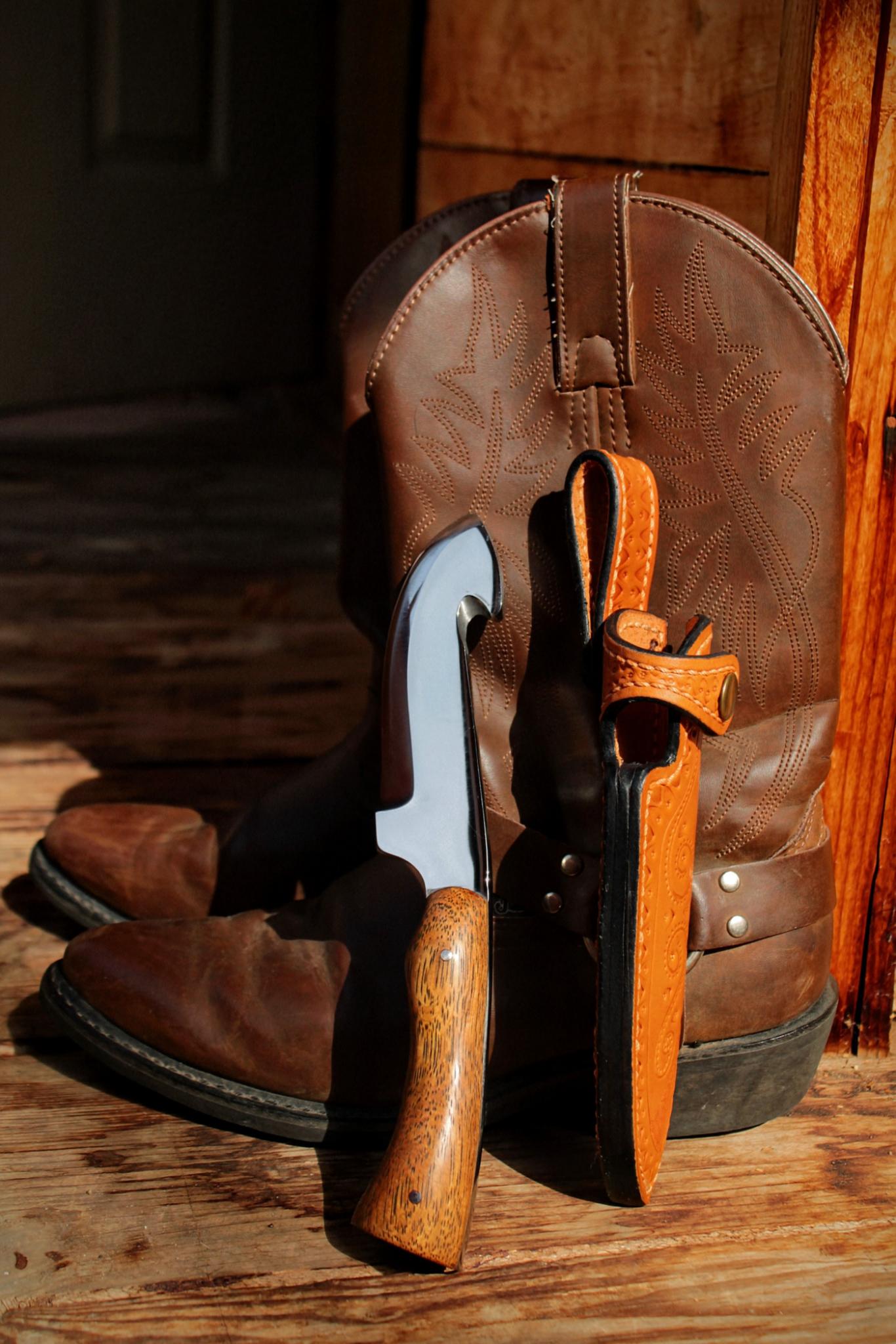 Image of Merbau Wood Handle Gut Hook knife