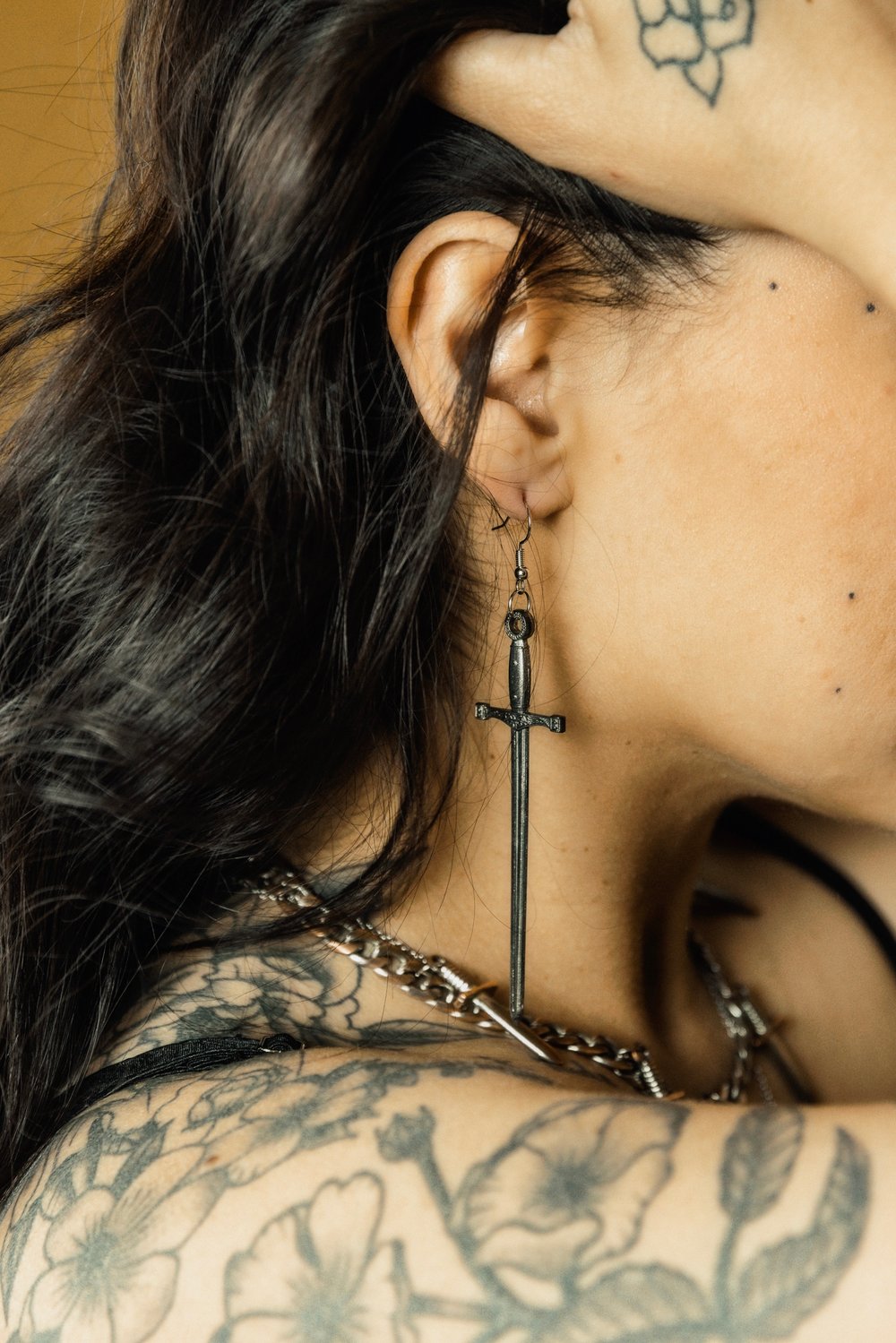Image of Single Knight Sword Earring
