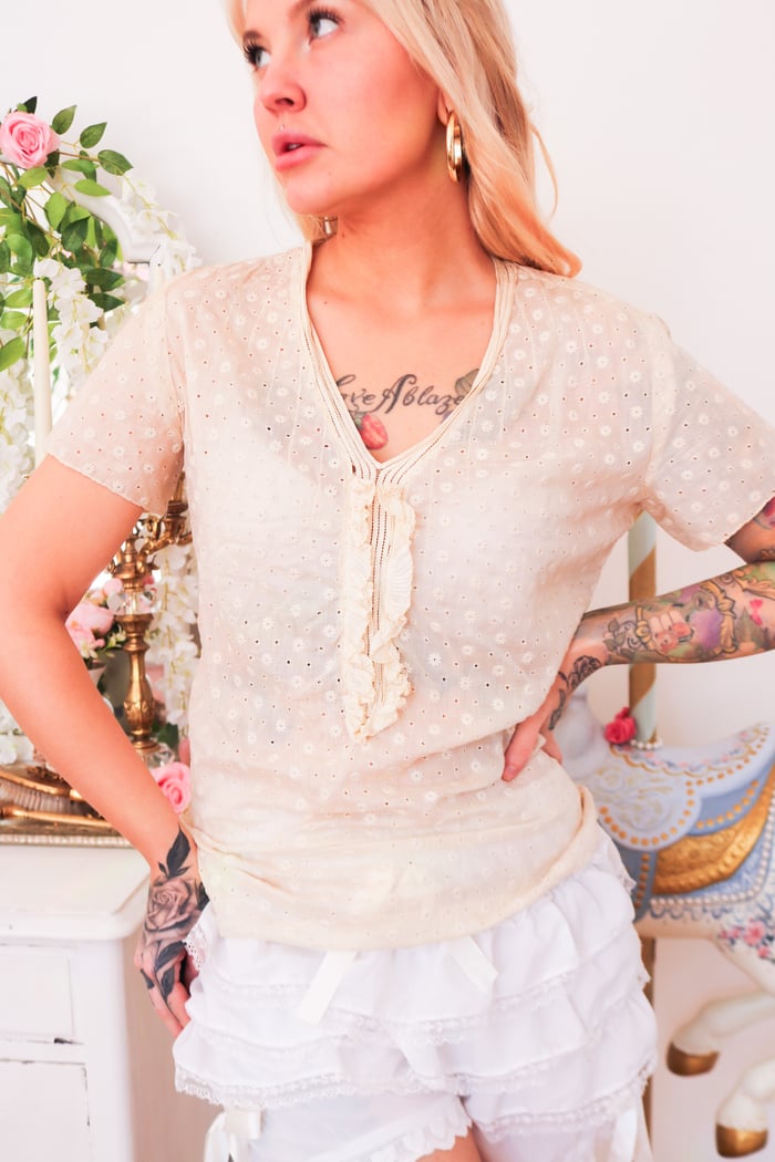 Vintage 1970s Handmade Beige Top (XS/S)