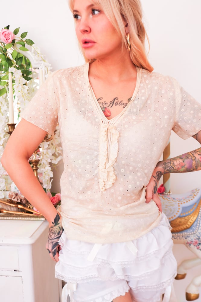 Image of Vintage 1970s Handmade Beige Top (XS/S)