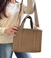 Image 4 of Emilia bag 
