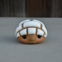 Image 1 of LG White Conchita