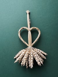 Image 8 of Mordiford Heart (seven-plait)