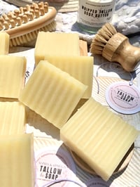 Image 9 of Solid Tallow Shampoo Bar / Hydrating & Nourishing Travel-Friendly Shampoo