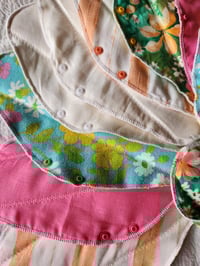 Image 3 of Linen Regular Pads- Set of 10 in Retro Bouquet 