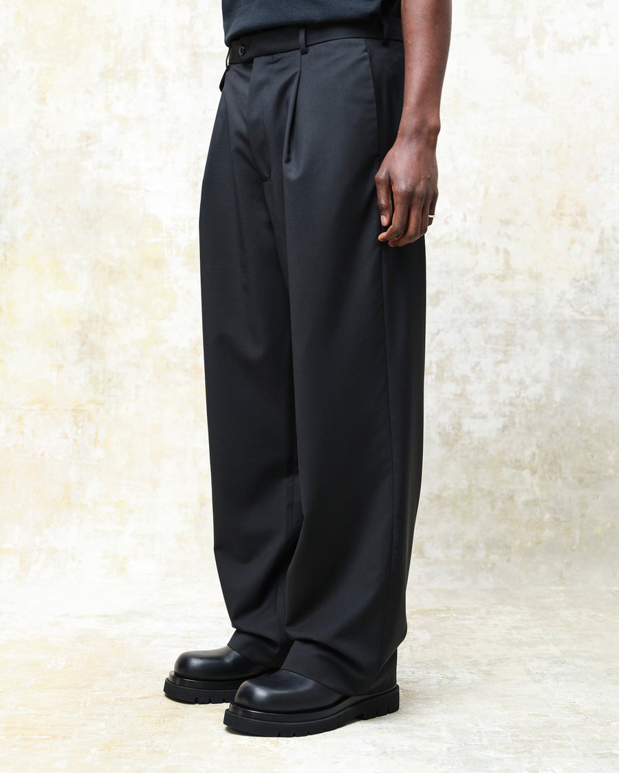 Image of Black Wool / Mohair Pleated Pants