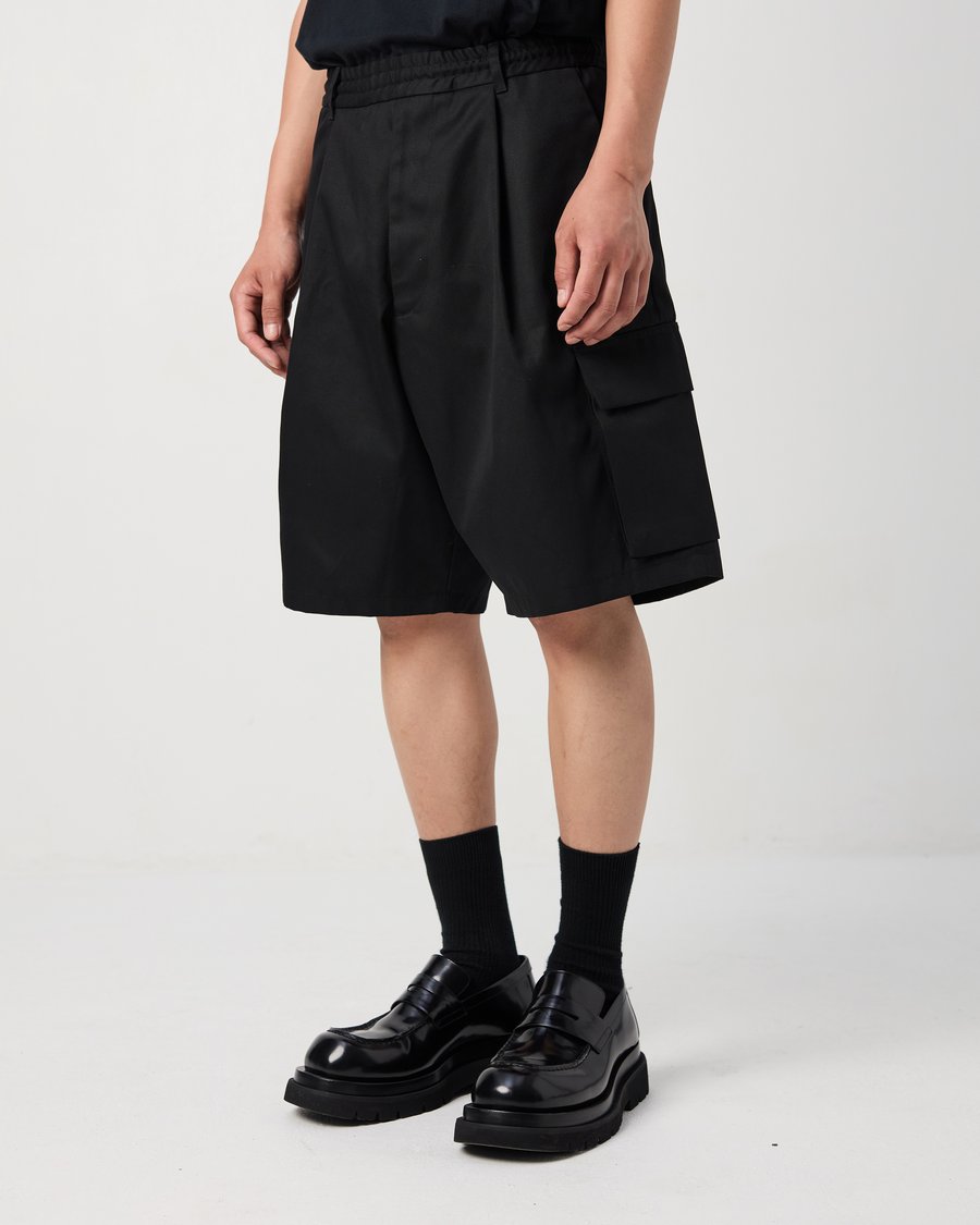 Image of Black Cotton Gabardine Cargo Shorts