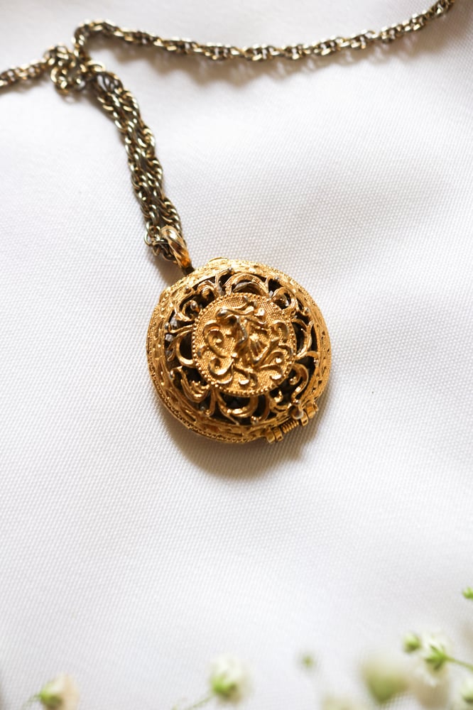 Image of Vintage Ornate Open Style Locket