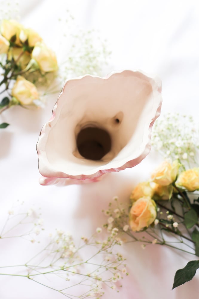 Image of Vintage Twin Swan Vase with Gold Details