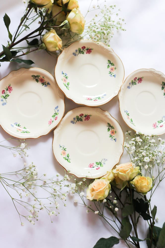 Image of Vintage 1940s Homer Laughlin Virginia Rose Set of Four Tea Plates