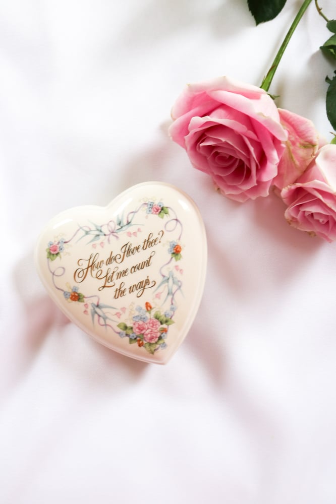 Image of Vintage 1980 Wedgwood Heart Shaped Trinket Box