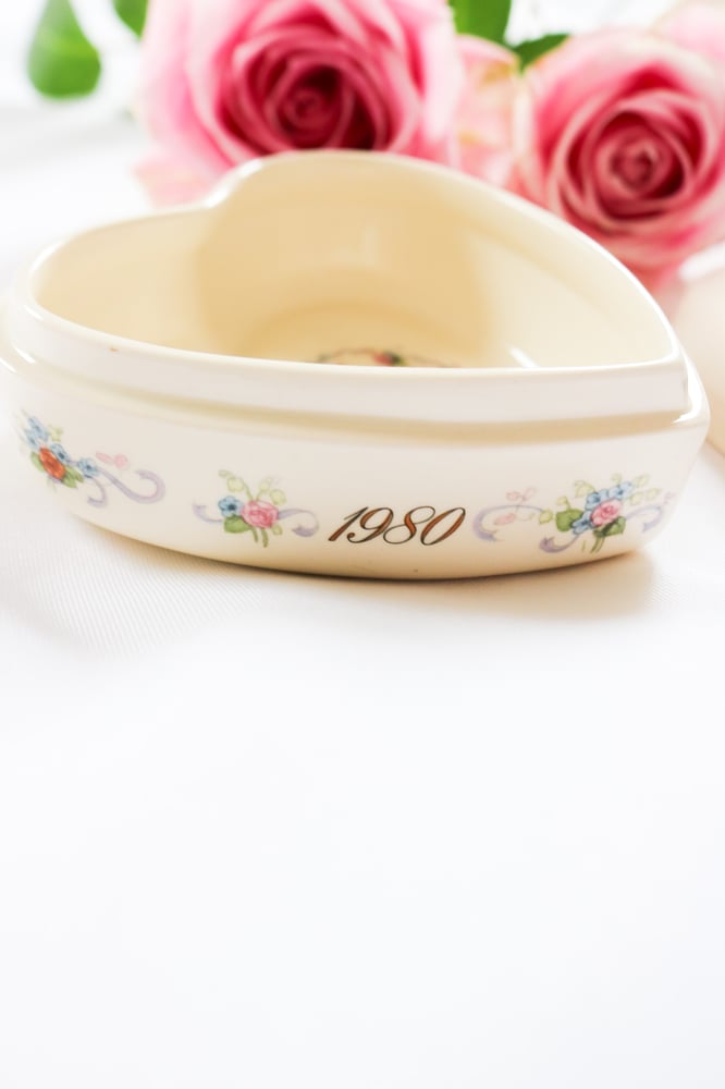 Image of Vintage 1980 Wedgwood Heart Shaped Trinket Box
