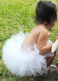 Image 3 of White Fluffy Tutu For Babies and Toddlers Baby Shower Gift Birthday Halloween Girls Tulle Skirt