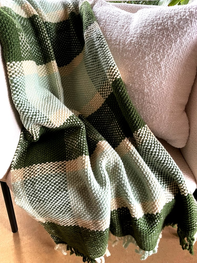 Image of Hampton Throw F