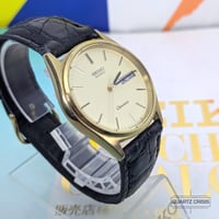Image 4 of 1983 Seiko Chronos Quartz Gold Day-Date (8123-7080)