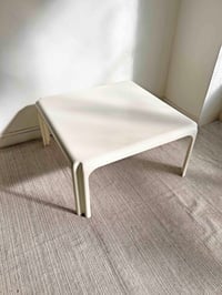 Image 3 of MESA “ARCADIA 80” DE VICO MAGISTRETTI, AÑOS 70