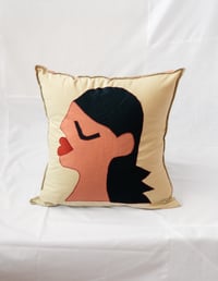 Image 1 of Kissing Girl Cushion Cover
