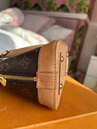 Image 10 of Louis Vuitton Monogram Alma BB