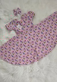 Image 3 of Daysi dress and bow