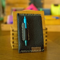 Image 1 of Funda de cuaderno negra