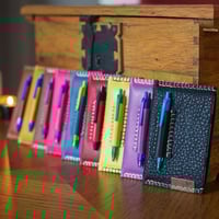 Image 6 of Funda de cuaderno verde lima