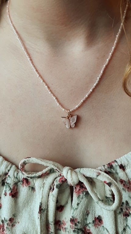 Image of  Rosy Wings Necklace
