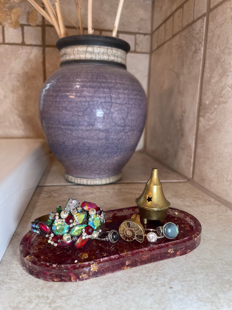 Image of Rose Petals & Gold Flake Acrylic Accessories Tray (6in)