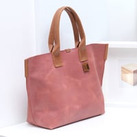 Image 2 of Market Tote small vintage soft brick