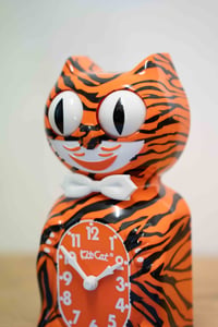 Image 3 of Kit-Cat Klock - Bengal Tiger