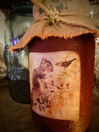 Image 2 of 32oz Spring Squirrel 