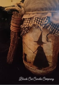 Image 1 of Halloween Friends 32oz