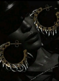 Image 2 of Retro Girl (Mix Metals)
