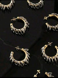 Image 4 of Retro Girl (Mix Metals)
