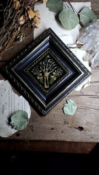 Image 5 of Beaded Lizard Claw Wall Frame