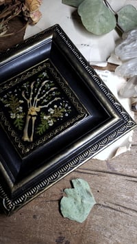 Image 4 of Beaded Lizard Claw Wall Frame
