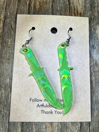 Image 1 of Holo Sydney  knife green holo