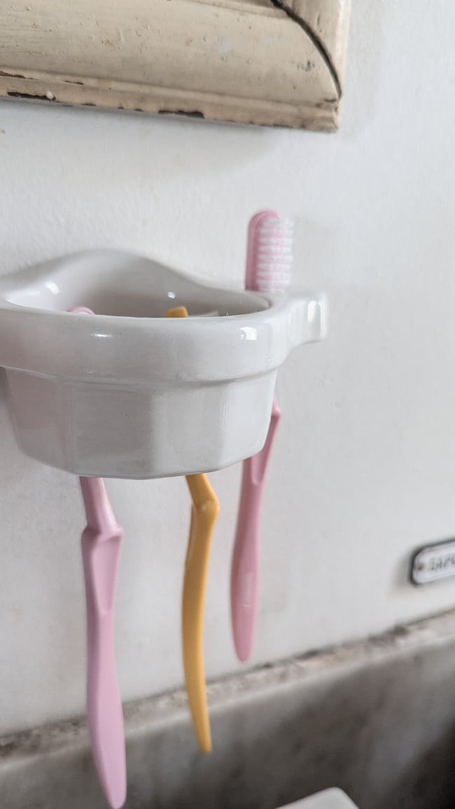 Porte brosses à dents 