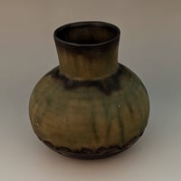 Short round vase