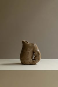 Image 2 of Carafe / mouvement 