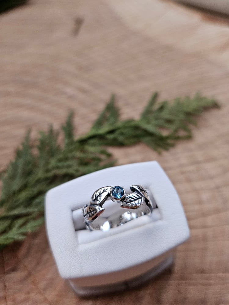 Image of Handmade Sterling Silver Topaz Leaf Ring