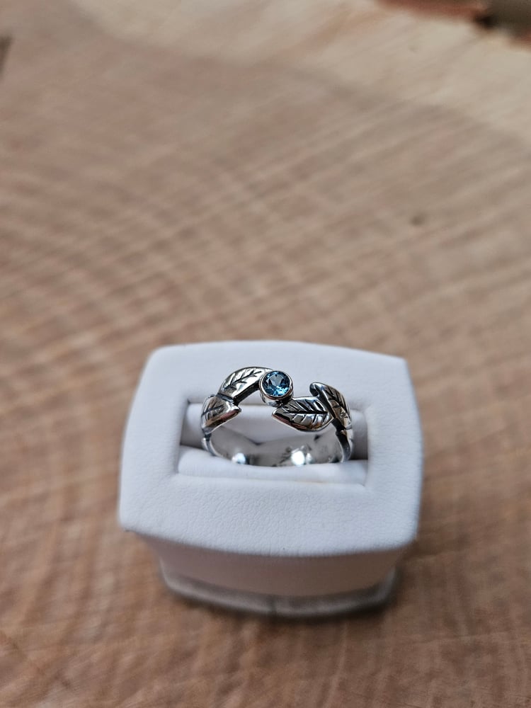 Image of Handmade Sterling Silver Topaz Leaf Ring