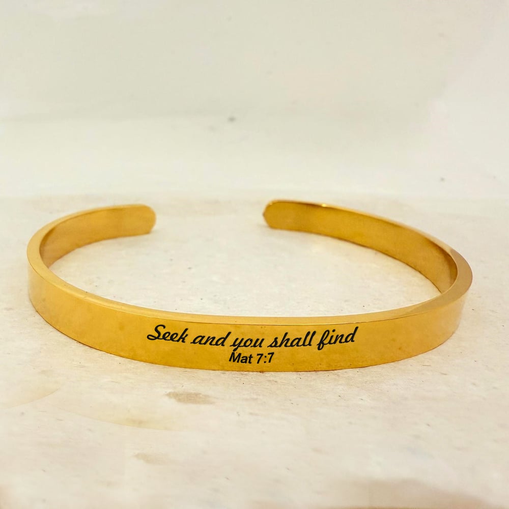 Image of Seek and you shall find Mat 7:7. Bible Verse Bracelet Jewelry for Christians