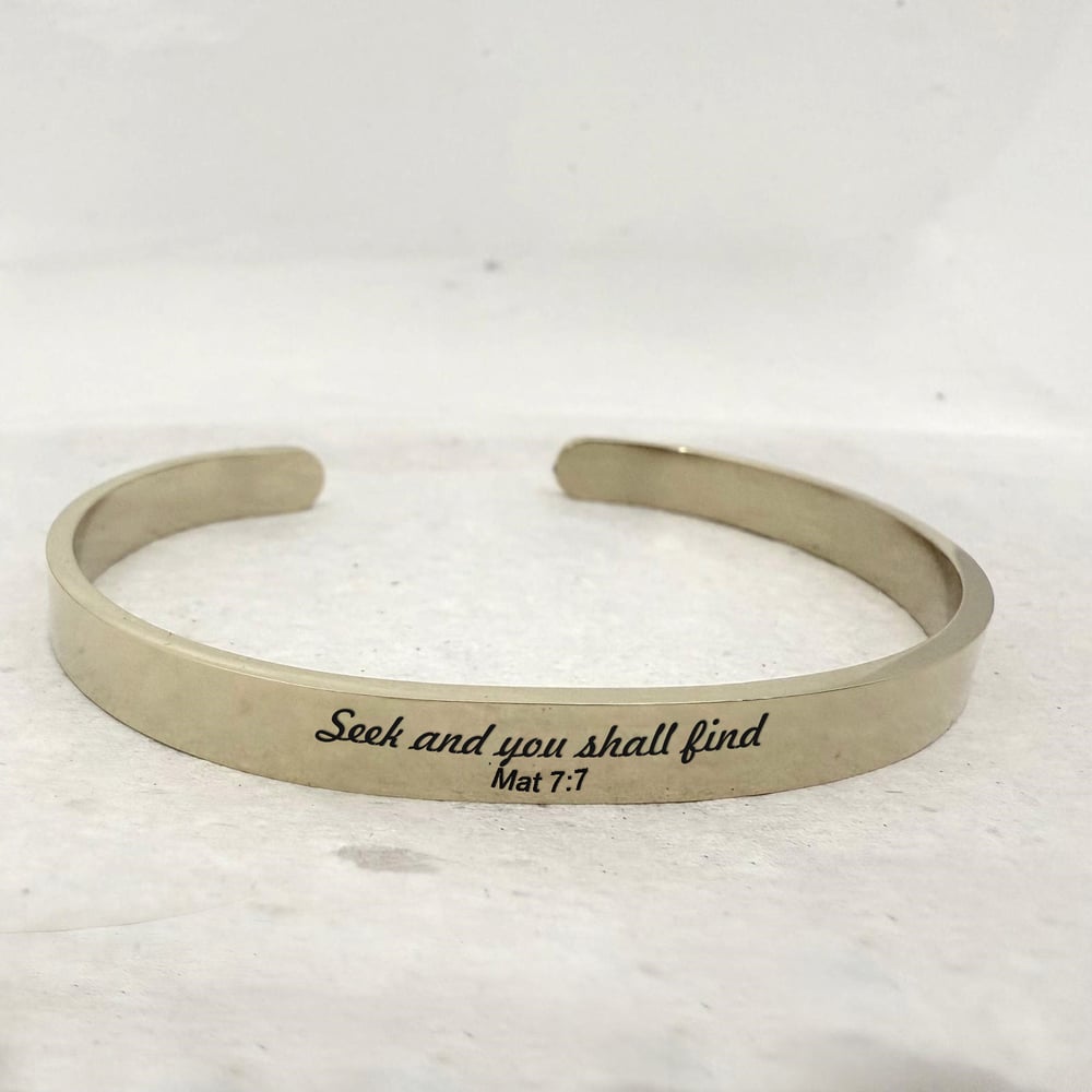 Image of Seek and you shall find Mat 7:7. Bible Verse Bracelet Jewelry for Christians