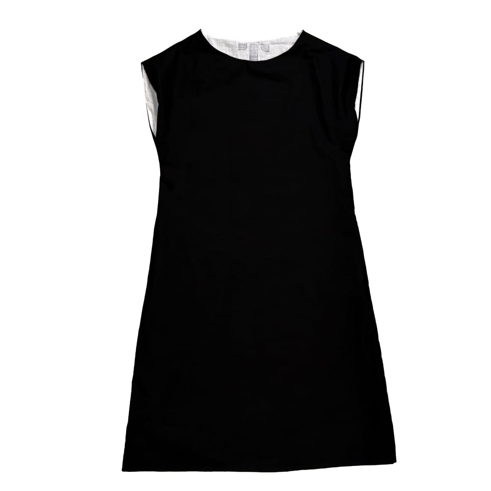 Image of SHORT-SLEEVED COTTON DRESS WITH ABSTRACT PAINTING