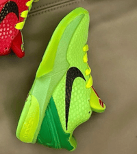 Image 3 of Kobe 6 grinch Kids